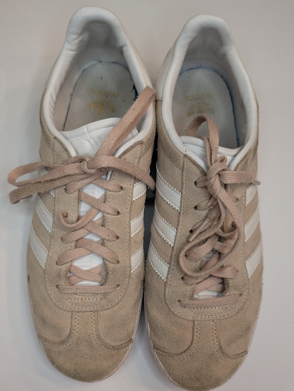 Adidas Gazelle White & Beige Suede Casual Sneakers 6.5